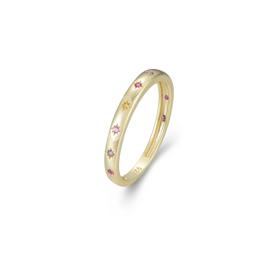 Add some shape and sweetness to your style with the HEXAGON SWEET COLOR RING.
Featuring a bold, geometric design in a playful combination of yellow, purple, and pink, this ring is sure to brighten up any outfit.
Treat yourself to this unique and colorful ring!
Material: .925 Sterling Silver + 14K gold plated