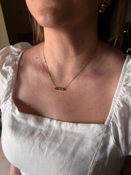 Elara moving zircon bar necklace 18K gold plated with floating stones