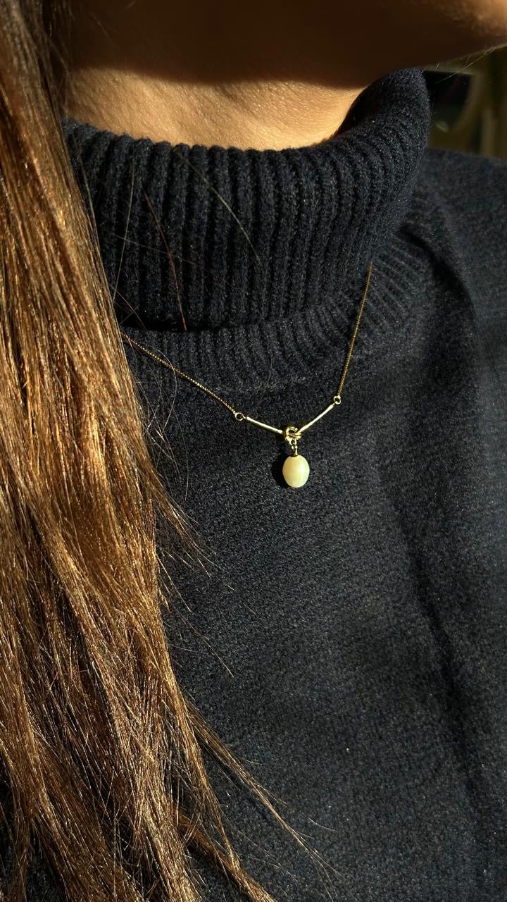 Golden Knot Pearl Necklace