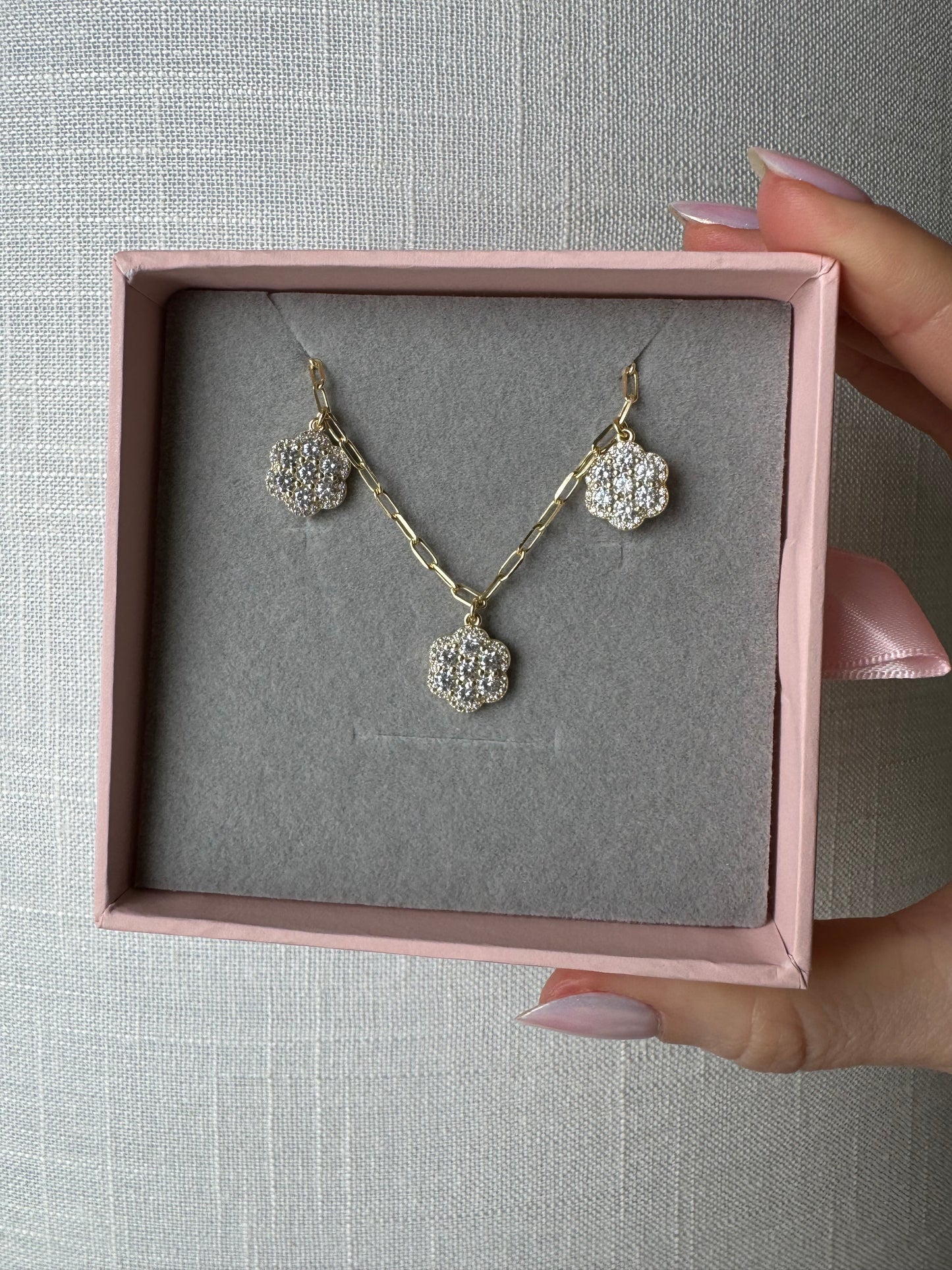 Triple Flower Figaro Necklace