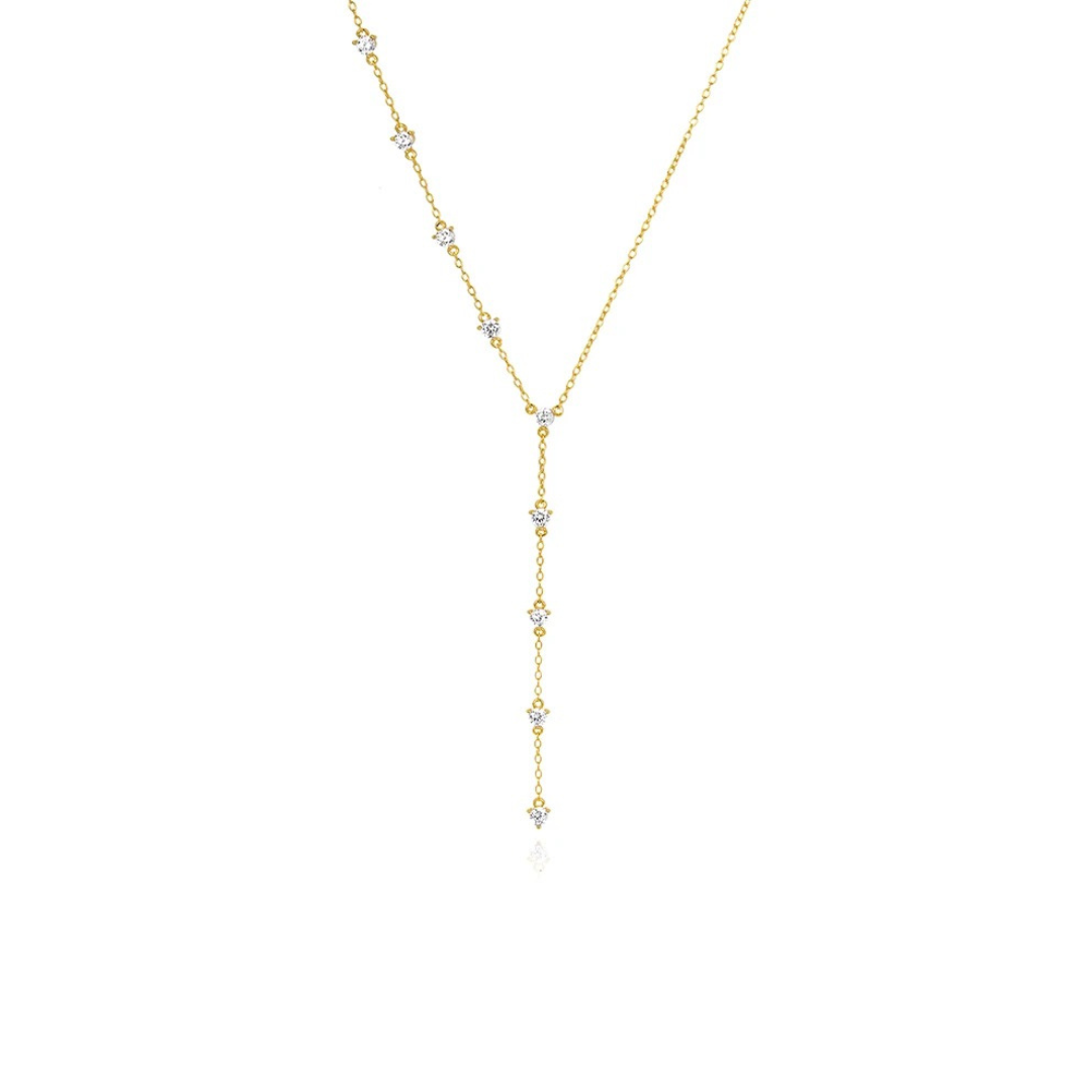 For the times you want to feel like your MOST badass self… The awesome Golden Figaro Sparkle Lariat Necklace!
This lariat style necklace (or Y necklace) features a golden figaro chain adorned with sparkling accents. Looks perfect with a low cut top or layered over a t-shirt for an edgy everyday look. Who says you can't have a little fun with your accessories? 😉 🌟
Material: .925 Sterling Silver + 18K gold plated
Measurements: 16.10 in + 1.80 in
length of dropped sparkles: 2.80 in