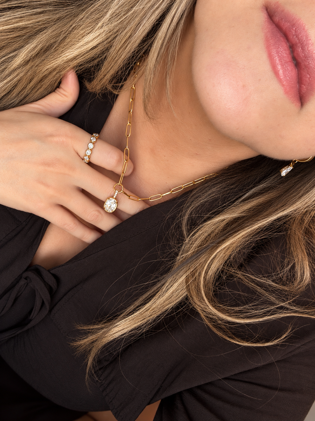 Margaret Oval Paperclip Necklace