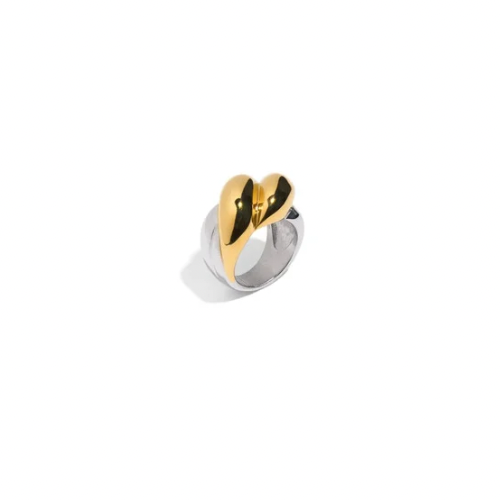 Take a chance with this daring mix of sterling silver .925 and 18K gold! Upgrade your jewelry collection with this unique and bold combination of materials. Add a touch of trendiness with our MIX CHUNKY RING. Made of sterling silver .925 and 18K gold plating, this ring is both stylish and durable. Elevate your look with this unique dual-tone ring.