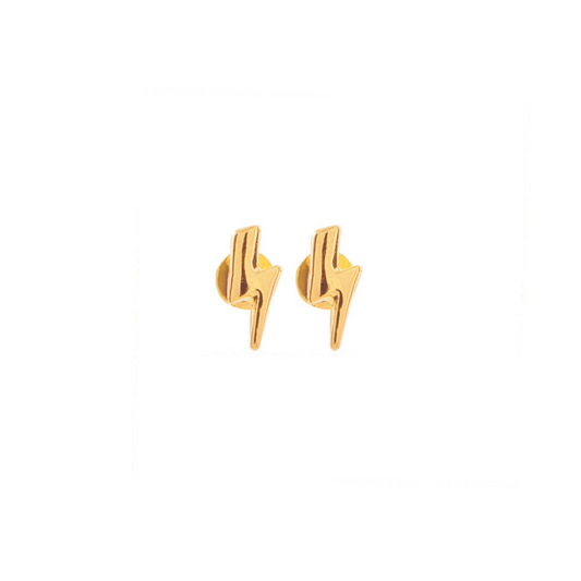 Electrify your look with these LIGHTNING STUDS. A striking addition to any outfit, these earrings are sure to make a statement. Spark up your style with a jolt of lightning (no actual electric shocks, we promise).


Material: 14K gold plated