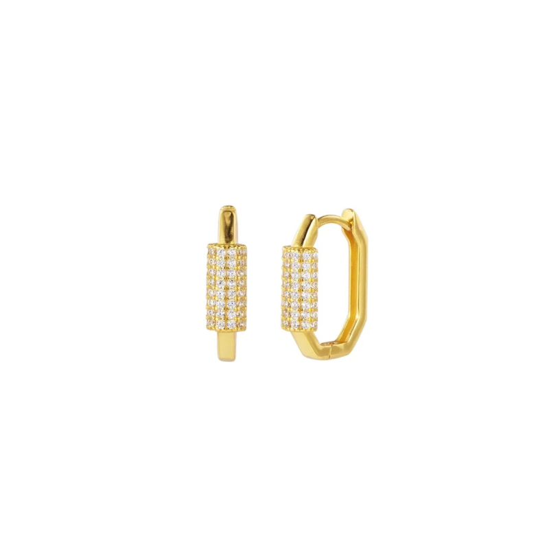 Elevate your style with these OVAL SQUARED MIDDLE GOLDEN HOOPS.

Perfect for day or night, these hoops are sure to make a nice statement and elevate your fashion game.


Material: 925 Sterling Silver + gold plated 18K

Measurements: .55 in x .50 in