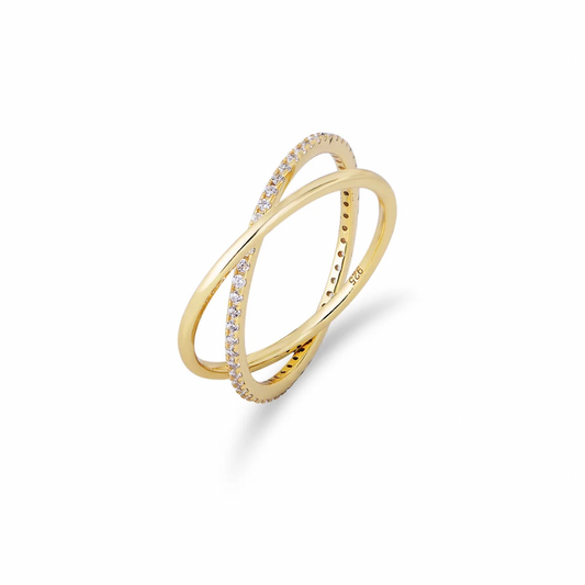 This DOUBLE LOOP GOLDEN RING adds an extra twist (literally!) to your everyday jewelry collection. With its unique design, this ring is sure to catch the eye of anyone who sees it.

Made with high quality materials, it's both durable and stylish.

A must-have for any fashionista!


Material: .925 Sterling Silver + 14K gold plated