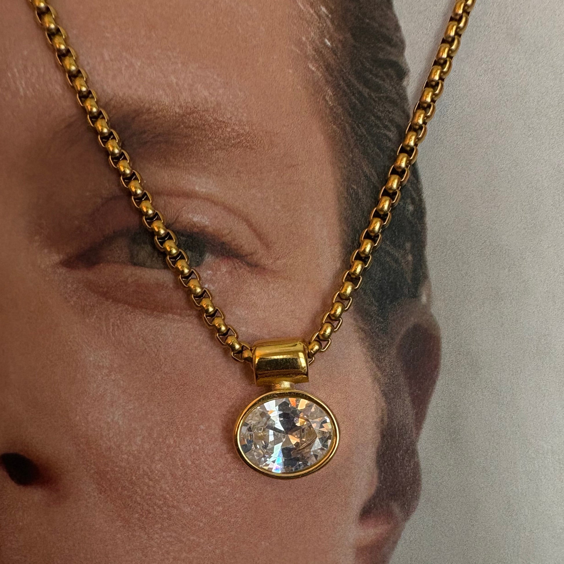 Valeria oval zircon necklace styled layered