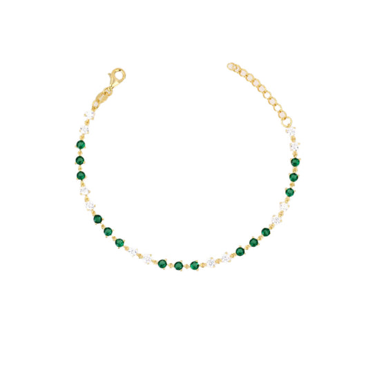 Transform your outfit into a work of art with our VERONA DUAL COLOR BRACELET. The striking combination of green and gold color creates a luxurious and exclusive look. Elevate your style with this sophisticated and elegant accessory.

Material: Sterling silver .925 + 18K gold plated

Measurements: 6.10 in + 1.20 in 