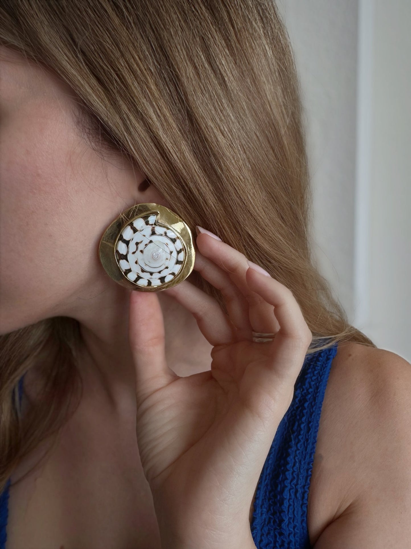 Retro Wave Striped Coastal Shell Earrings