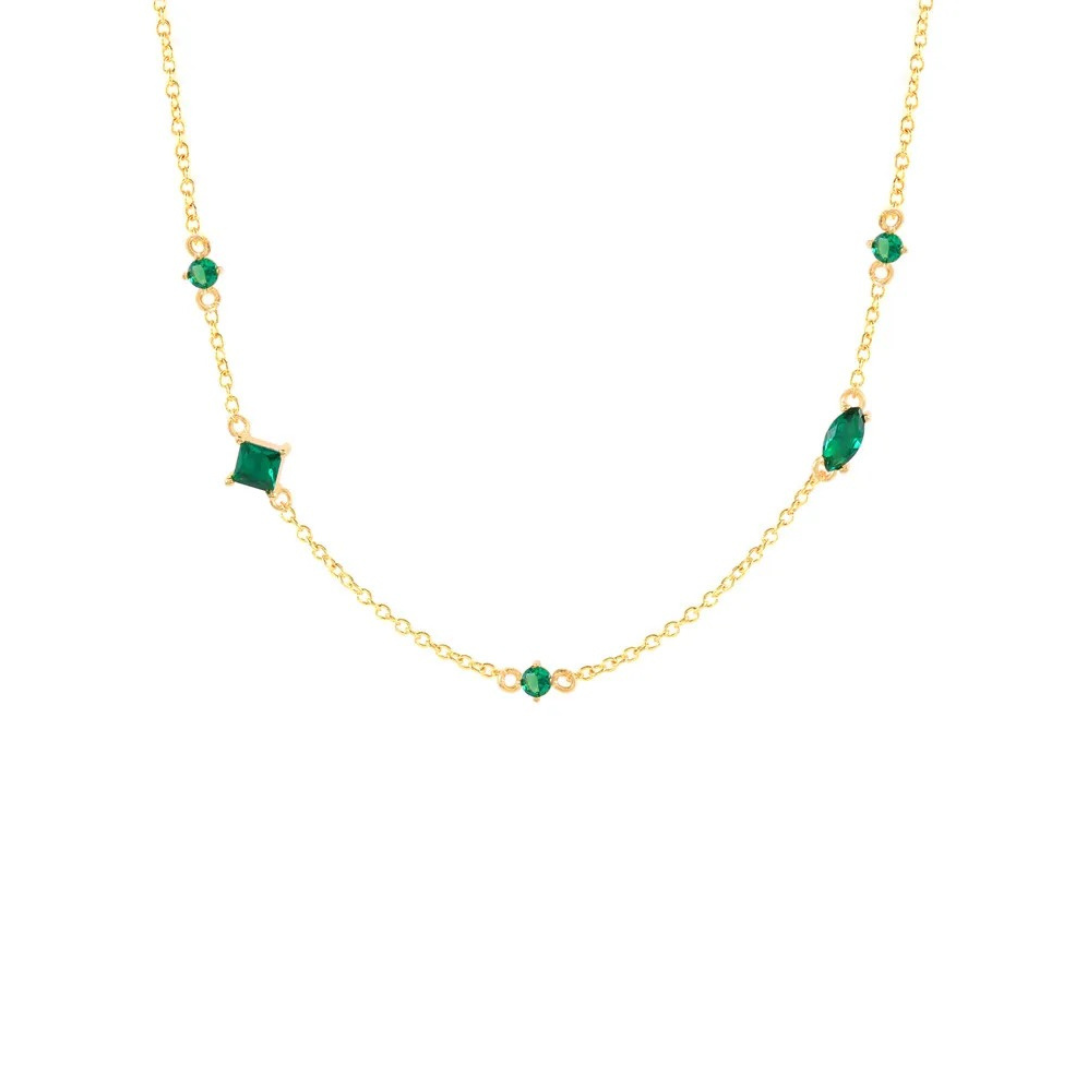 Add a pop of color to your look with the GREEN FIGURE NECKLACE!

This unique necklace features a playful green design, perfect to stand out from the crowd and bring some fun to any outfit.

Hint: Makes a great conversation starter!

Material: 925 Sterling Silver + 18K gold plated

Measurements: 16.90 + 1.90 in