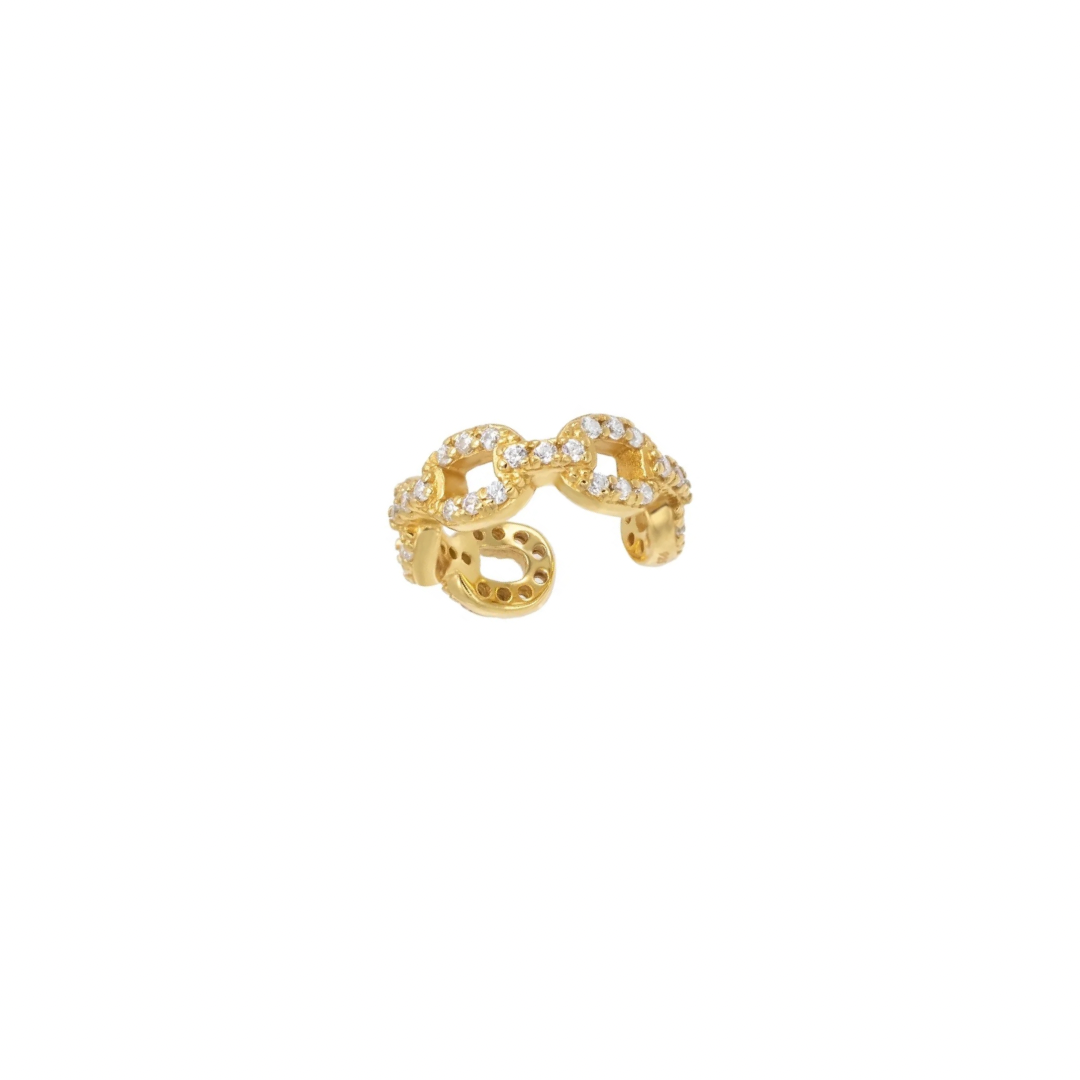 Introducing our Link Gold Ear Cuff, a simple and elegant accessory that will elevate any outfit. Made from high-quality gold, the cuff features a unique linked design that adds a touch of sophistication. With this ear cuff, you can effortlessly add a stylish touch to your look.


Material: .925 + 18 k gold plated 
Measurements: .50 in diameter