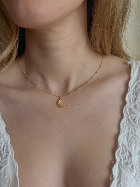 The Luna – Waning Moon Pendant Necklace