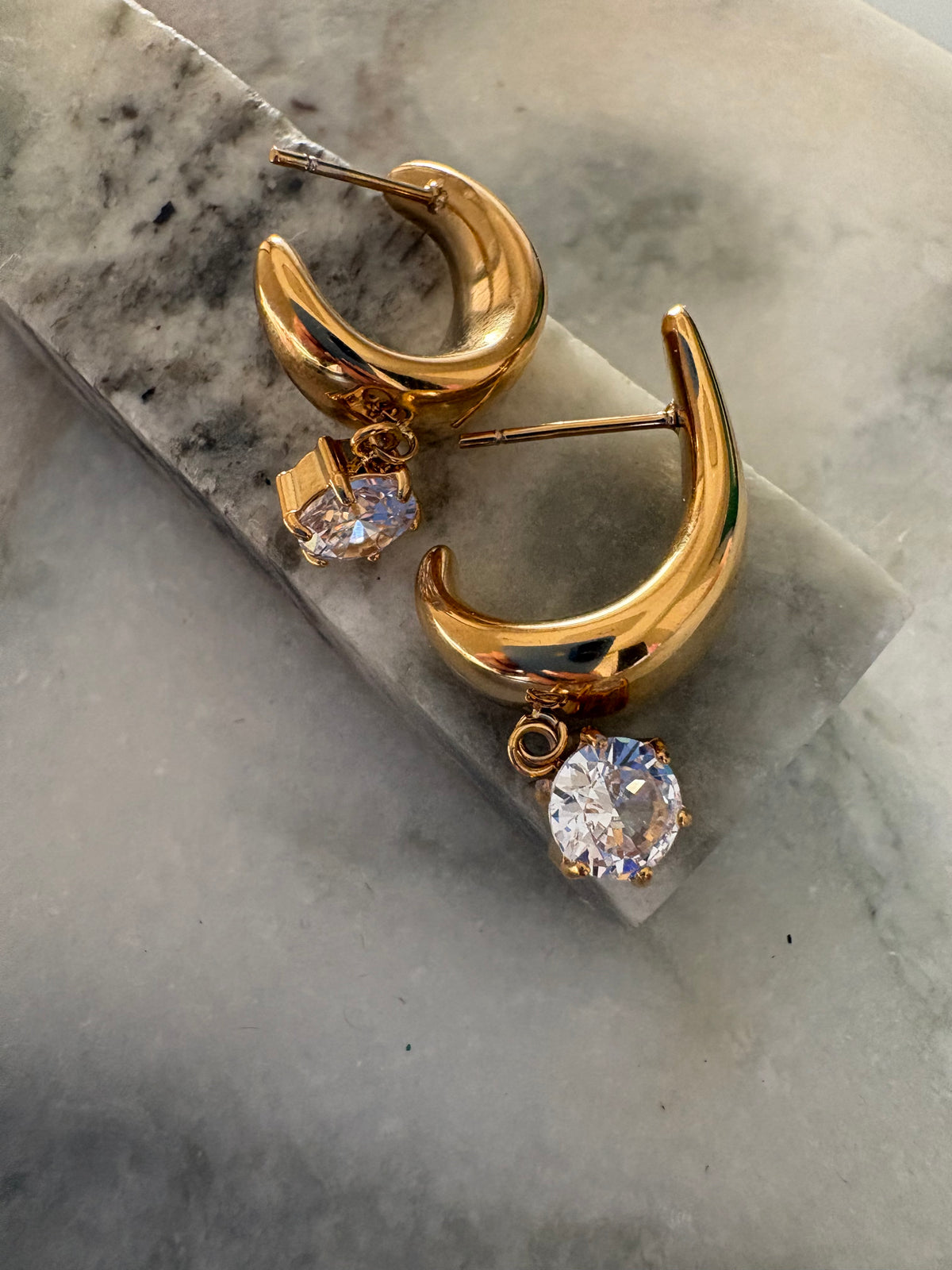 Ines Wave Zircon Hoop Earrings