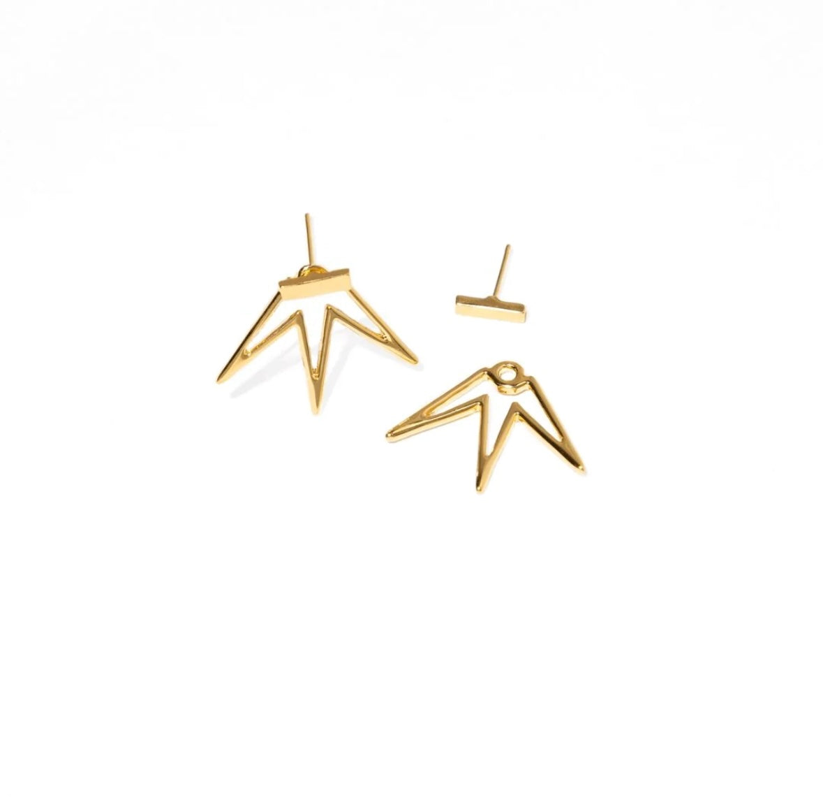 Expertly designed, these  3 SPIKE STUDS offer versatility with their 2-in-1 design. 
Featuring sleek spikes, these studs add a modern edge to any look. Crafted with precision, they provide a stylish and sophisticated touch. Perfect for those seeking a bold and fashion-forward accessory.


Material: 14K gold plated