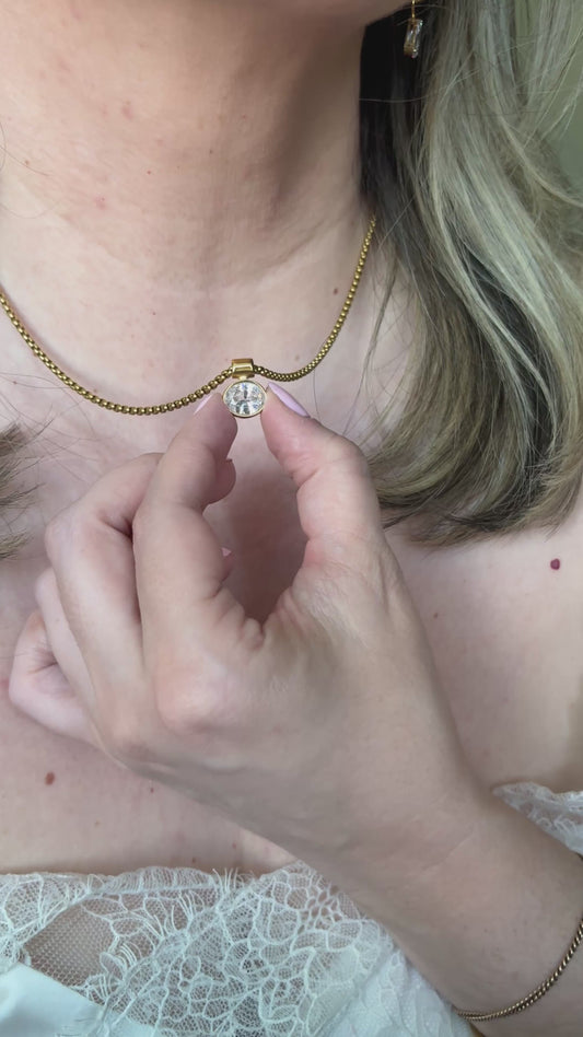 Valeria Oval Zircon Necklace